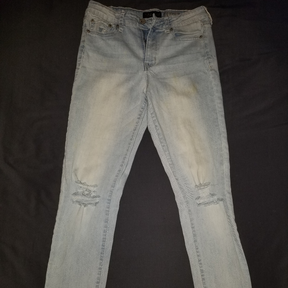 Light Washed blue Jeggings Size:8 Junior's Used High waisted ripped Jeggings
